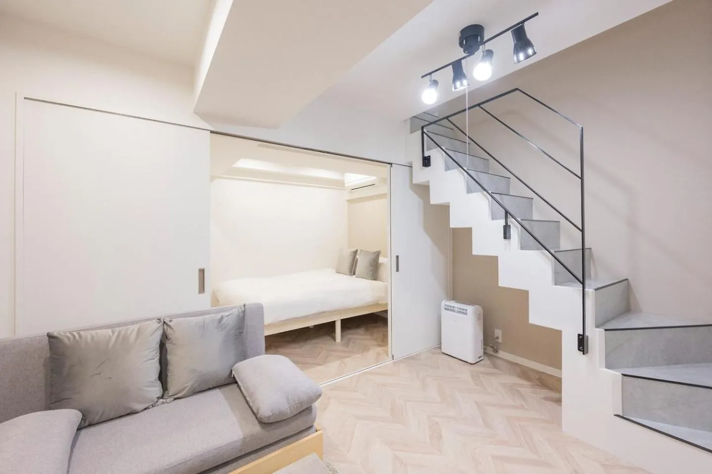 Ch Residence Wasedaturumakicho Tokyo Apartment